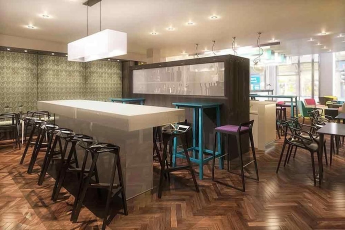 Imagen del bar/restaurante del Hotel Ibis Styles Liverpool Centre Dale Street. Foto 10