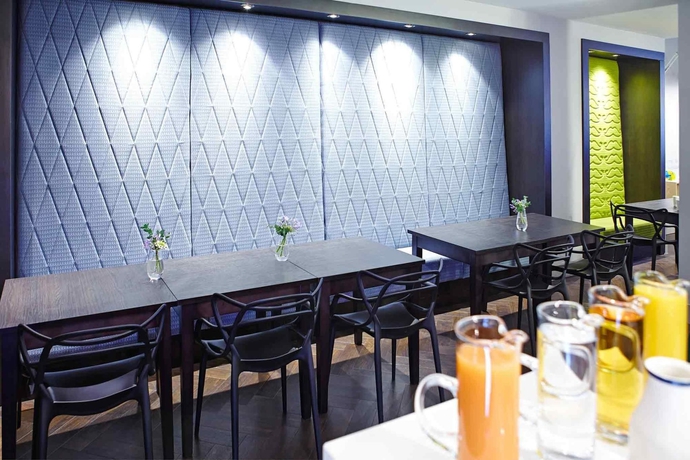 Imagen del bar/restaurante del Hotel Ibis Styles Liverpool Centre Dale Street. Foto 12