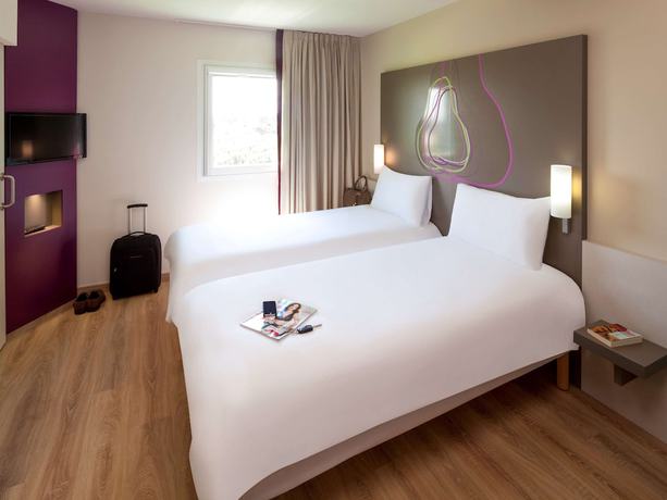 Imagen de la habitación del Hotel Ibis Styles Lleida Torrefarrera. Foto 10
