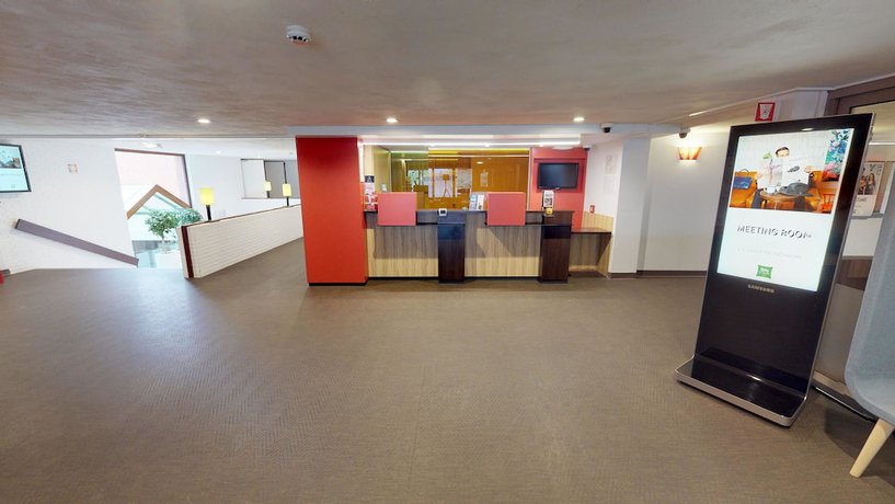 Imagen de los interiores del Hotel Ibis Styles Louvain La Neuve. Foto 16