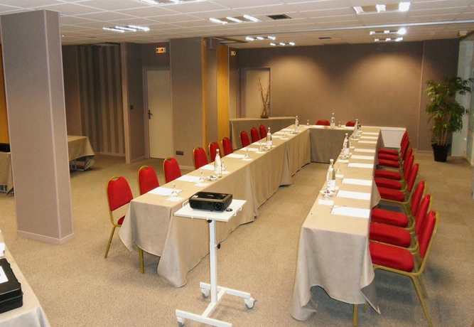 Imagen de los interiores del Hotel Ibis Styles Lyon Gorge de Loup Saphir. Foto 14