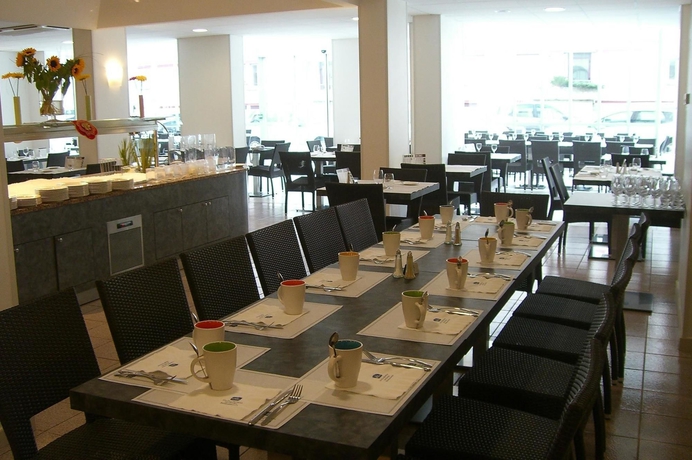 Imagen del bar/restaurante del Hotel Ibis Styles Lyon Gorge de Loup Saphir. Foto 3