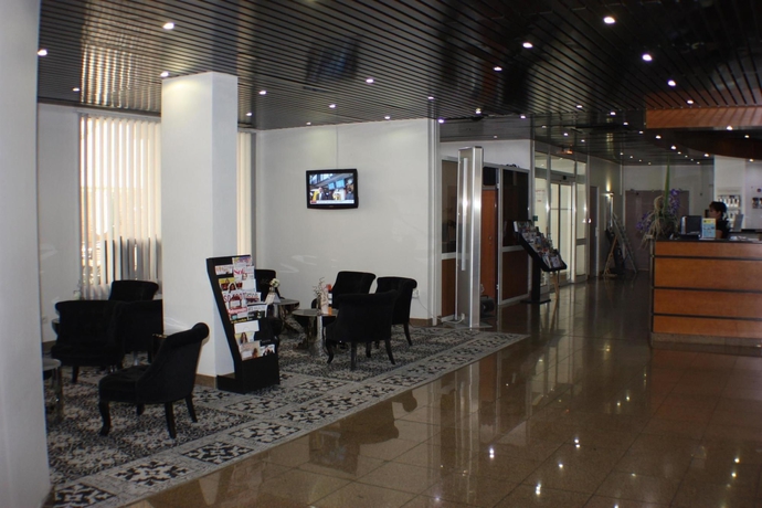 Imagen de los interiores del Hotel Ibis Styles Lyon Gorge de Loup Saphir. Foto 16