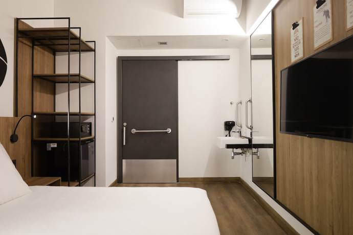 Imagen de la habitación del Hotel Ibis Styles Macei&oacute; Paju&ccedil;ara. Foto 13