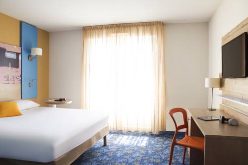 Imagen de la habitación del Hotel Ibis Styles Marennes D'ol&eacute;ron. Foto 3