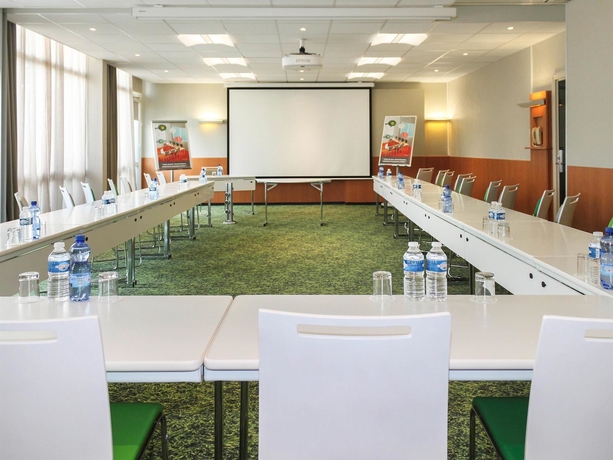 Imagen de los interiores del Hotel Ibis Styles Marseille Provence Aéroport. Foto 13