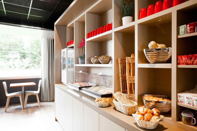 Imagen del bar/restaurante del Hotel Ibis Styles Massena Olympiades. Foto 7