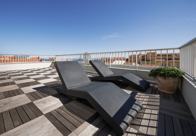 Imagen de los exteriores del Hotel Ibis Styles Menton Centre. Foto 11