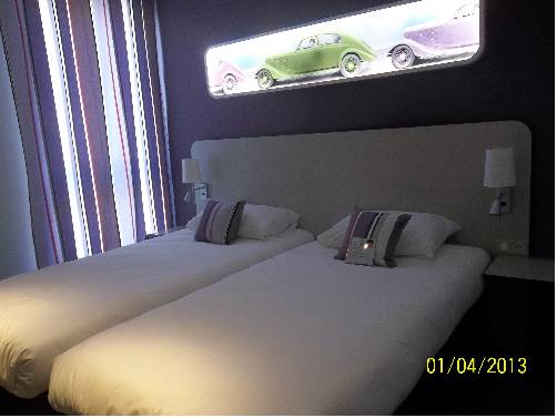 Imagen de la habitación del Hotel Ibis Styles Montbeliard Centre Velotte. Foto 13