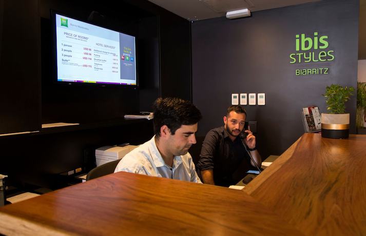 Imagen de los interiores del Hotel Ibis Styles Montevideo Biarritz. Foto 17