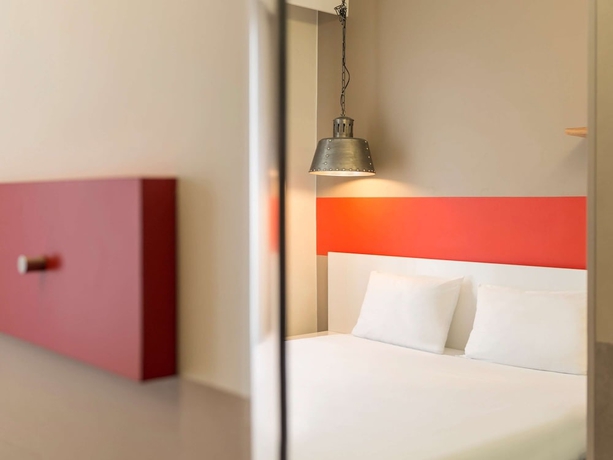 Imagen de la habitación del Hotel Ibis Styles Montmartre Nord. Foto 17