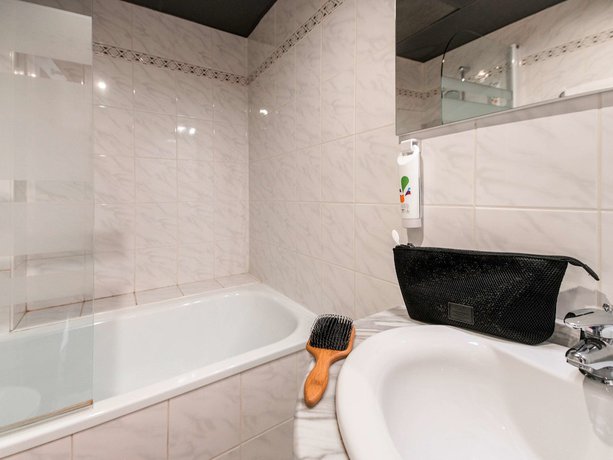 Imagen de la habitación del Hotel Ibis Styles Moulins Centre. Foto 12