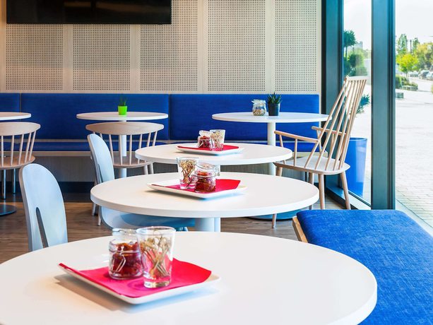 Imagen del bar/restaurante del Hotel Ibis Styles Mulhouse Centre Gare. Foto 4