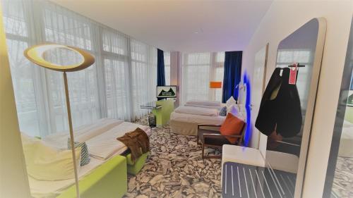 Imagen general del Hotel Ibis Styles M&uuml;nchen Ost Messe. Foto 3