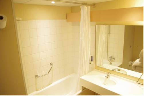 Imagen de la habitación del Hotel Ibis Styles Nancy West Laxou. Foto 7