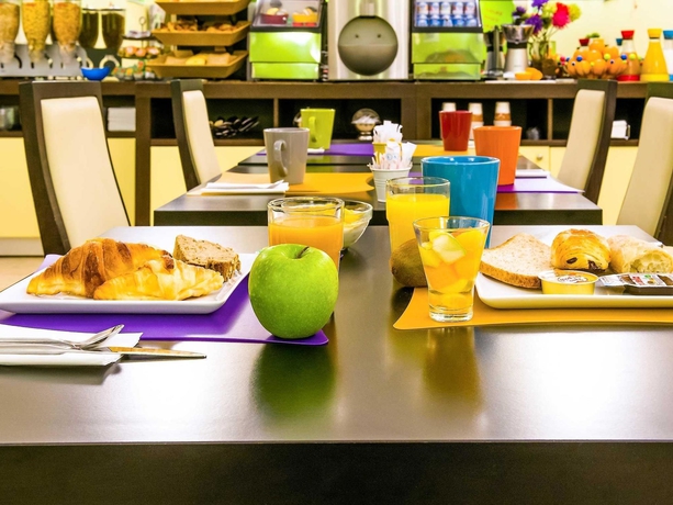 Imagen del bar/restaurante del Hotel Ibis Styles Nantes Centre Place Royale. Foto 11