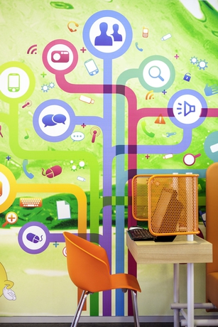 Imagen de los interiores del Hotel Ibis Styles Napoli Garibaldi. Foto 15