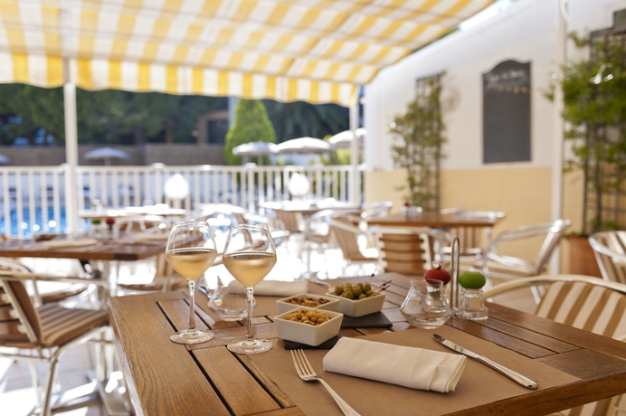 Imagen de los exteriores del Hotel Ibis Styles Nice Cap 3000 Aeroport. Foto 9