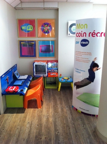 Imagen de los interiores del Hotel Ibis Styles Nice Centre Port. Foto 15