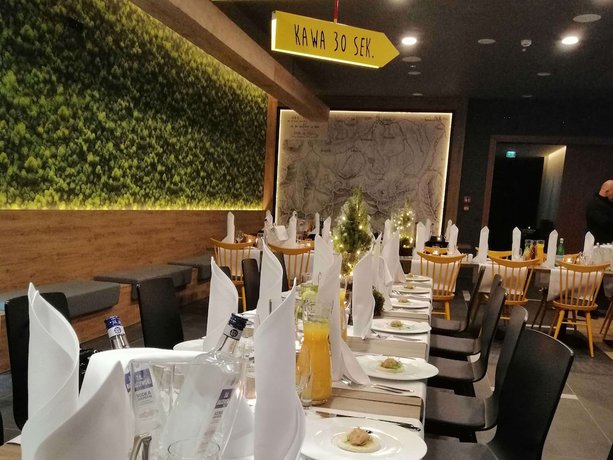 Imagen del bar/restaurante del Hotel Ibis Styles Nowy Targ. Foto 5