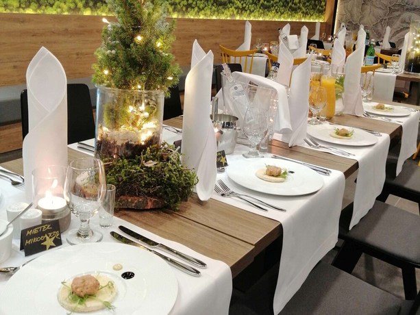 Imagen del bar/restaurante del Hotel Ibis Styles Nowy Targ. Foto 10