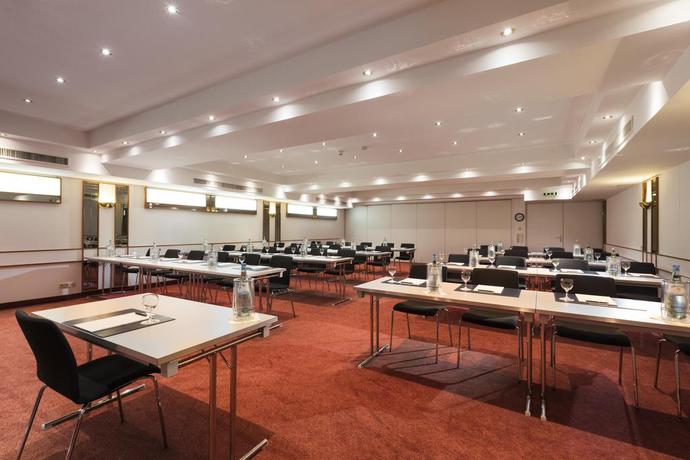 Imagen de los interiores del Hotel Ibis Styles Offenburg City. Foto 11