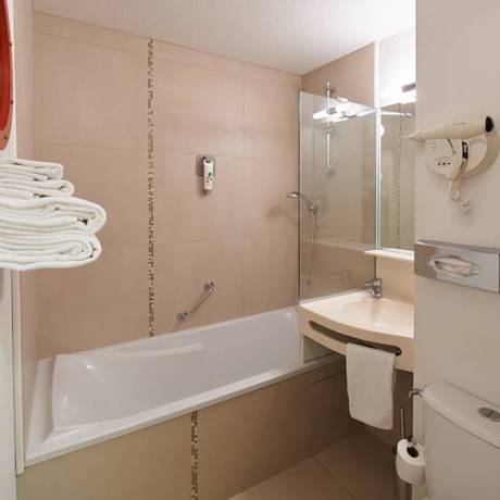 Imagen de la habitación del Hotel Ibis Styles Ouistreham. Foto 7