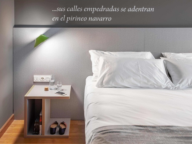 Imagen de la habitación del Hotel Ibis Styles Pamplona Noain. Foto 10