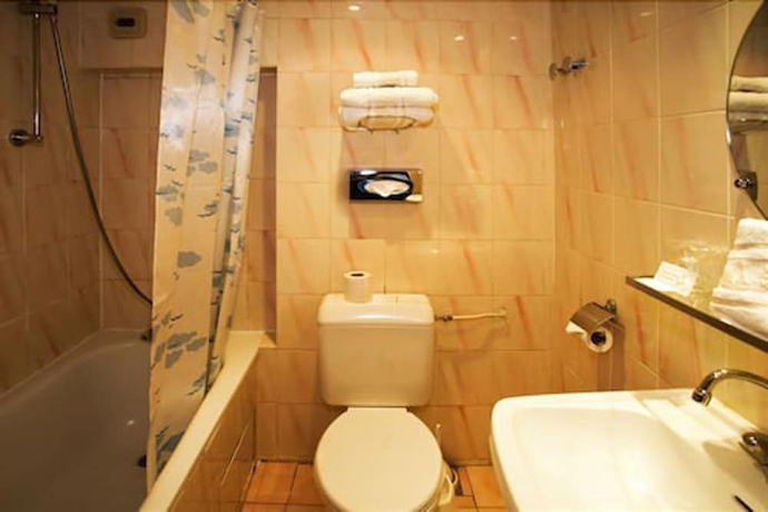 Imagen de la habitación del Hotel Ibis Styles Paris Batignolles. Foto 9