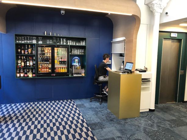 Imagen de los interiores del Hotel Ibis Styles Paris Cadet Lafayette. Foto 16