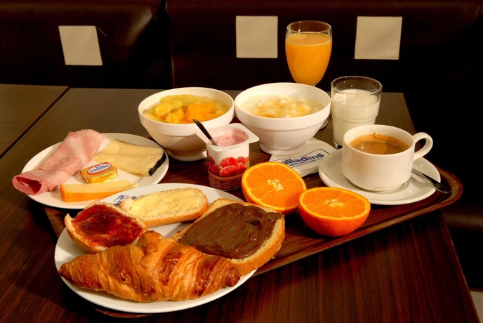 Imagen del bar/restaurante del Hotel Ibis Styles Paris Crimee la Villette. Foto 2