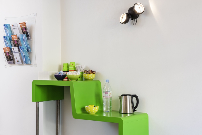 Imagen de los interiores del Hotel Ibis Styles Paris Eiffel Cambronne. Foto 15