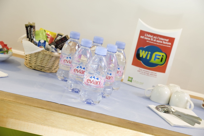 Imagen del bar/restaurante del Hotel Ibis Styles Paris Gare De L Est Tgv. Foto 7