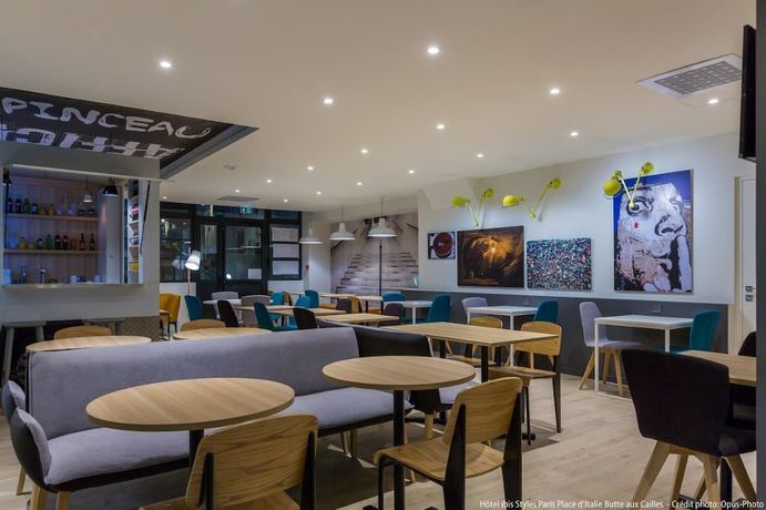 Imagen del bar/restaurante del Hotel Ibis Styles Paris Place d'Italie Butte Aux Cailles. Foto 2
