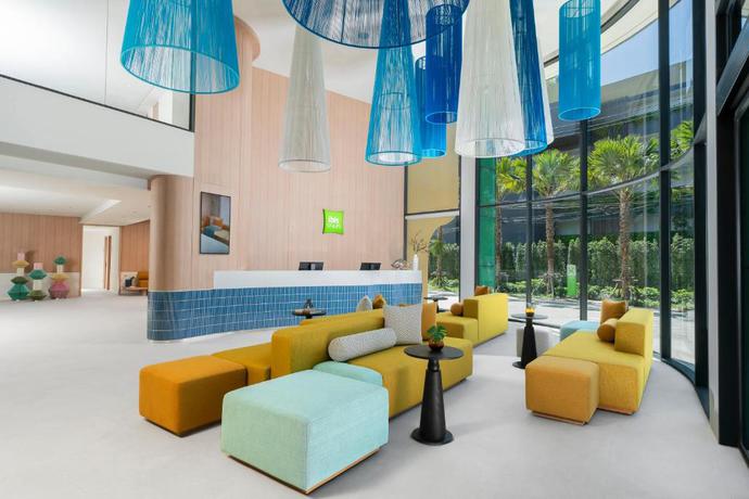 Imagen de los interiores del Hotel Ibis Styles Phuket Bangtao. Foto 8