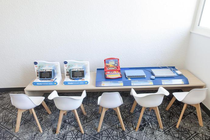 Imagen general del Hotel Ibis Styles Poitiers Nord. Foto 9