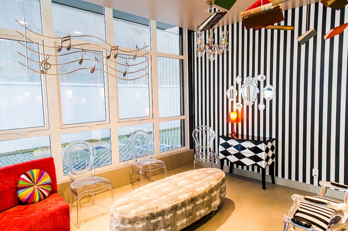 Imagen de los interiores del Hotel Ibis Styles Porto Alegre Centro. Foto 16