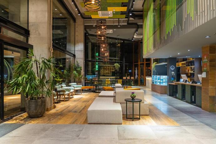 Imagen de los interiores del Hotel Ibis Styles Porto Alegre Moinhos de Vento. Foto 7