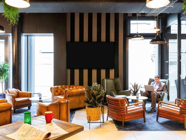 Imagen de los interiores del Hotel Ibis Styles Puteaux Paris La Defense. Foto 21