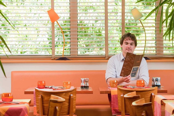 Imagen del bar/restaurante del Hotel Ibis Styles Quimper. Foto 6