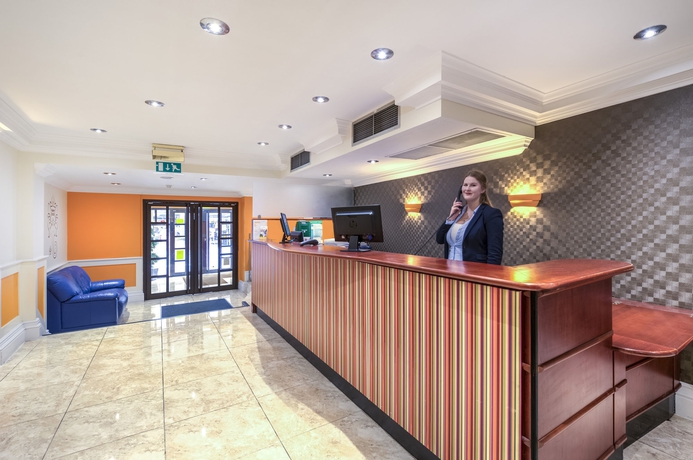 Imagen de los interiores del Hotel Ibis Styles Reading Centre. Foto 14