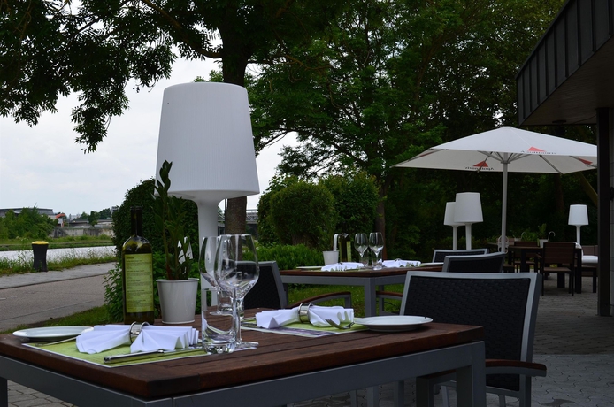 Imagen del bar/restaurante del Hotel Ibis Styles Regensburg. Foto 8