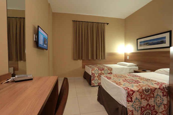 Imagen de la habitación del Hotel Ibis Styles Ribeir&atilde;o Preto Braz Olaia. Foto 9