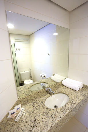Imagen de la habitación del Hotel Ibis Styles Ribeir&atilde;o Preto Braz Olaia. Foto 11