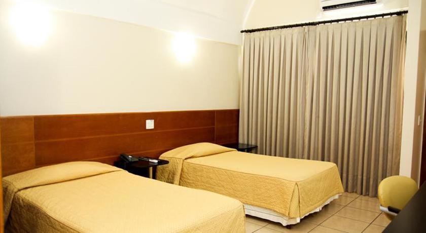 Imagen de la habitación del Hotel Ibis Styles Rio Preto Monte L&iacute;bano. Foto 5