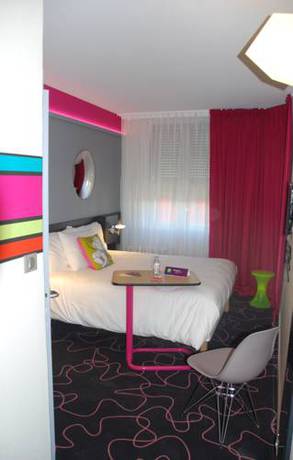 Imagen de la habitación del Hotel Ibis Styles Roanne Centre Gare. Foto 14