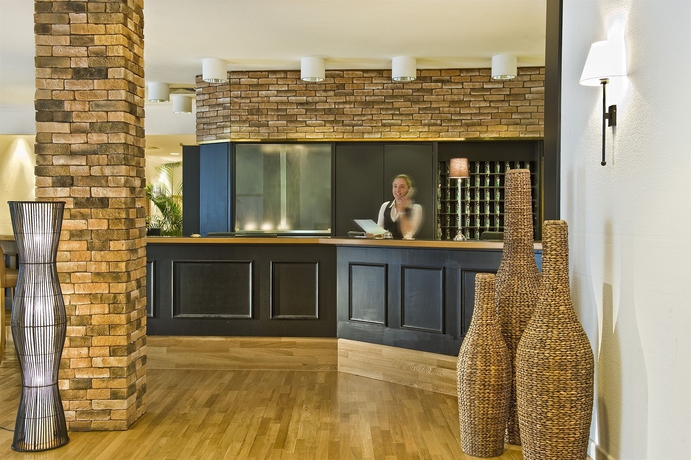 Imagen de los interiores del Hotel Ibis Styles Rosenheim. Foto 12
