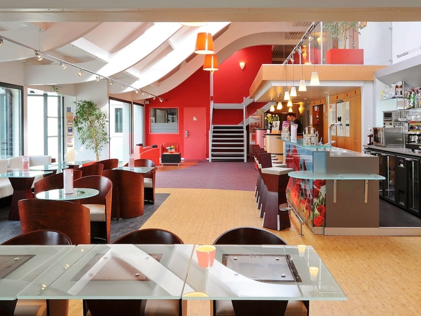 Imagen de los interiores del Hotel Ibis Styles Rouen Parc Expo Zenith. Foto 12
