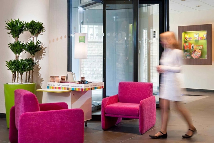 Imagen del bar/restaurante del Hotel Ibis Styles Saint Dizier. Foto 9