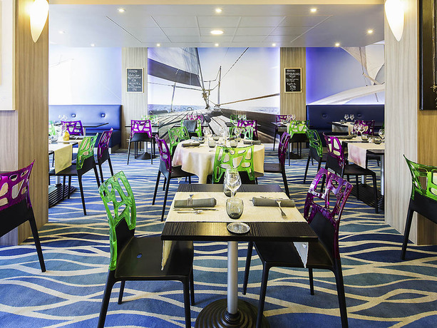 Imagen del bar/restaurante del Hotel Ibis Styles Saint Gilles Croix De Vie. Foto 4